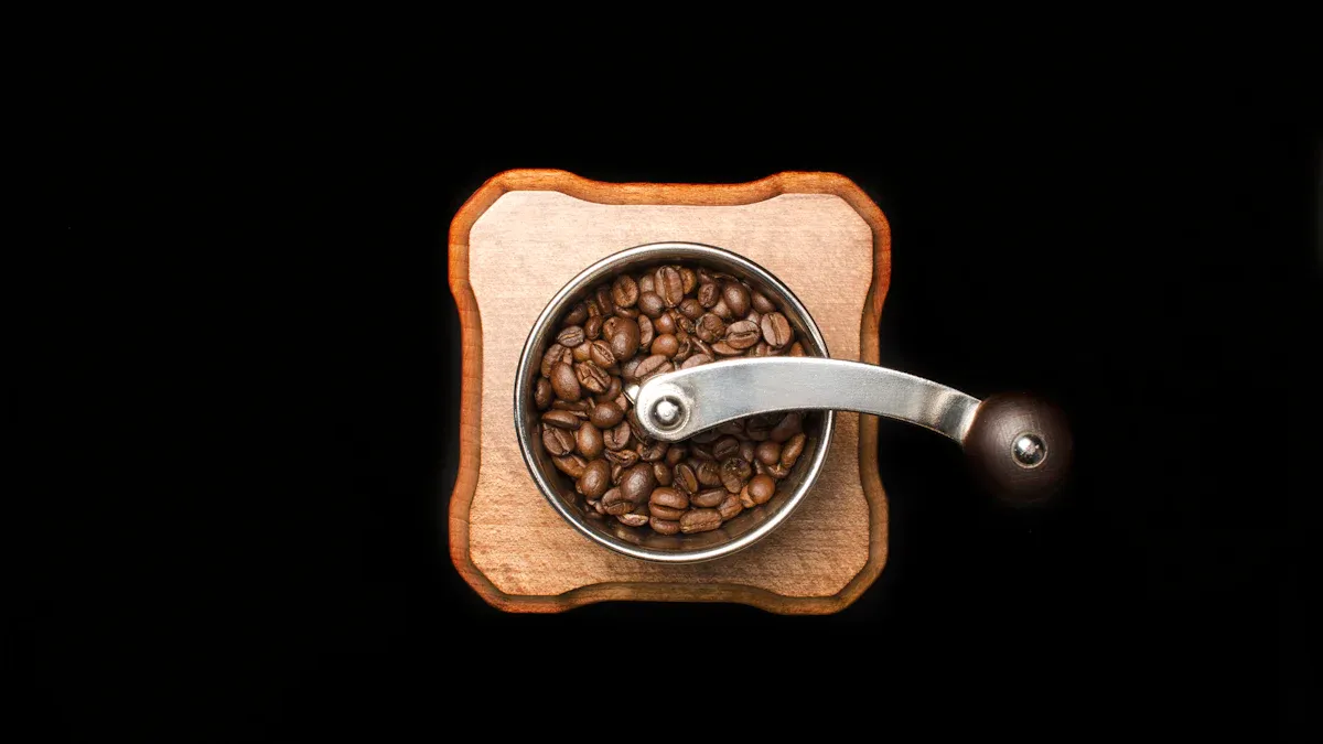 Burr Coffee Grinders vs. Blade Grinders