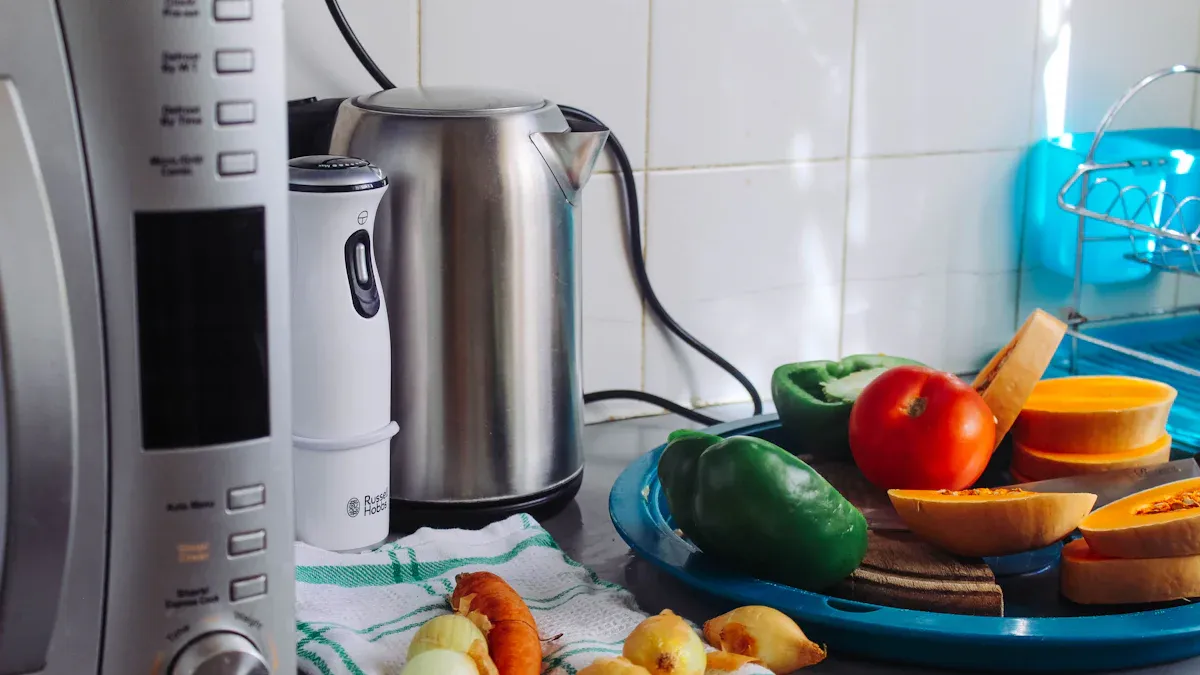 2025’s Leading Electric Black Pepper Grinders Ranked by Price and Features