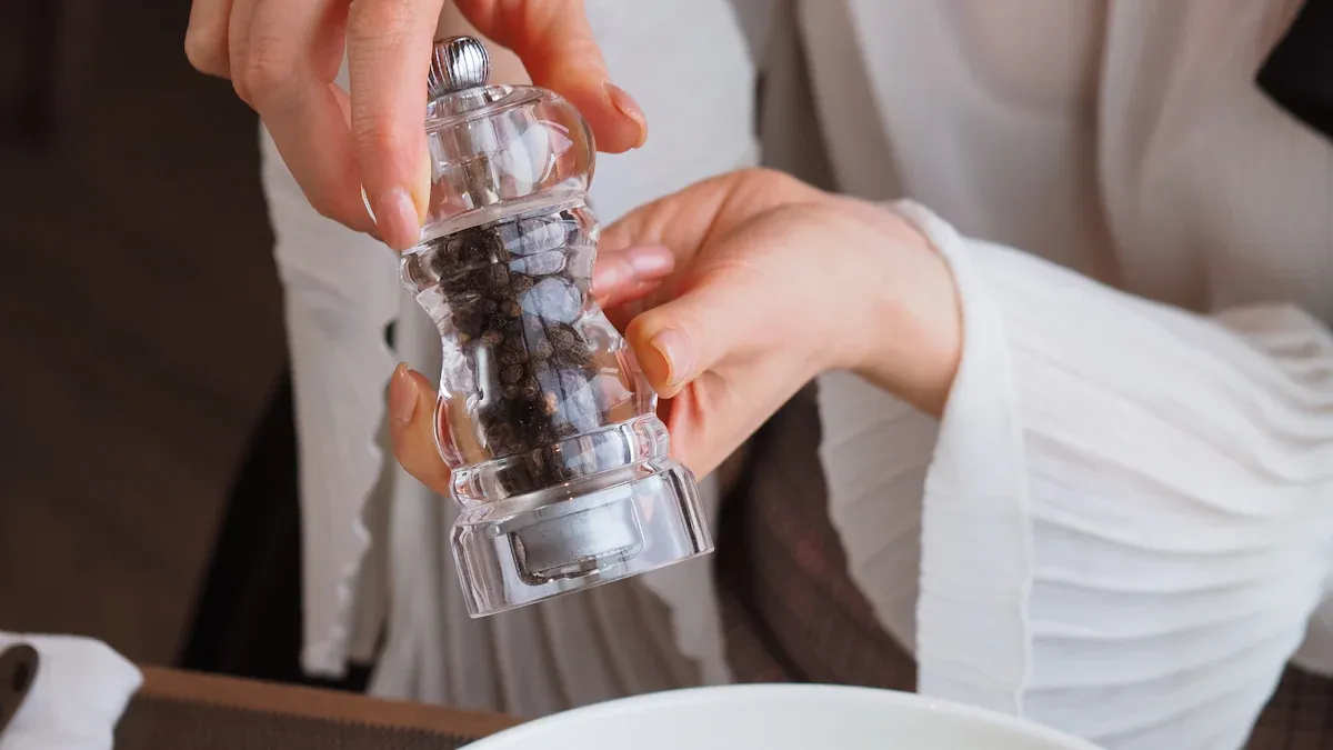 Smart Ways to Choose Manual Salt and Pepper Grinders for Everyday Cooking