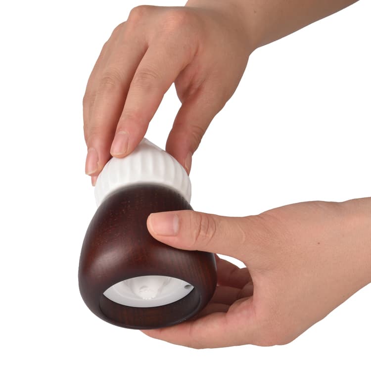 Custom Compact Manual Wooden Spice Mill Grinder with Ceramic Burr 6