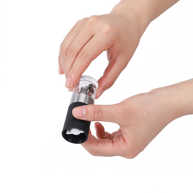 Custom Pocket Size Manual Spice Grinder Set for Outdoor Use 5