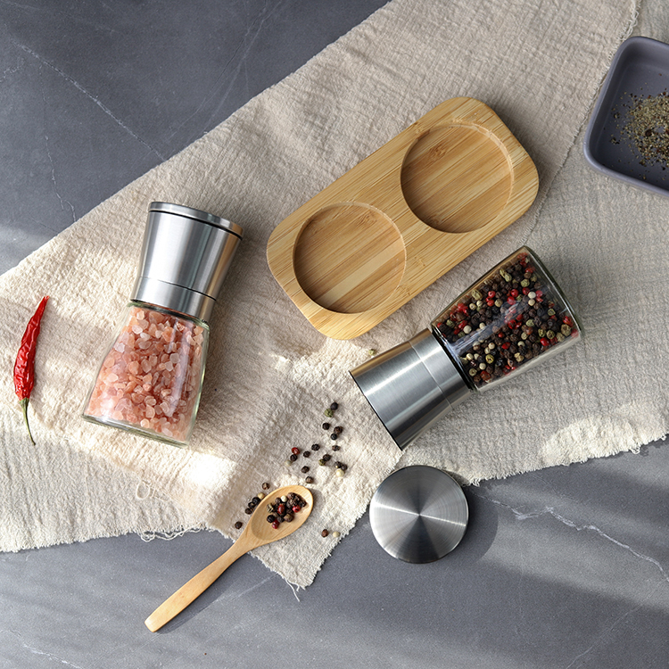 ODM Brushed Stainless Steel Salt and Pepper Grinder Set with Bamboo Base 5